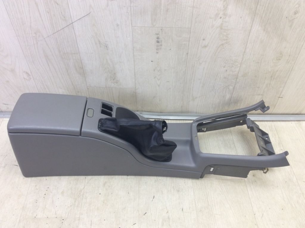 92111SA000ND | Консоль центральна SUBARU FORESTER SG 02-07 - Фото 2