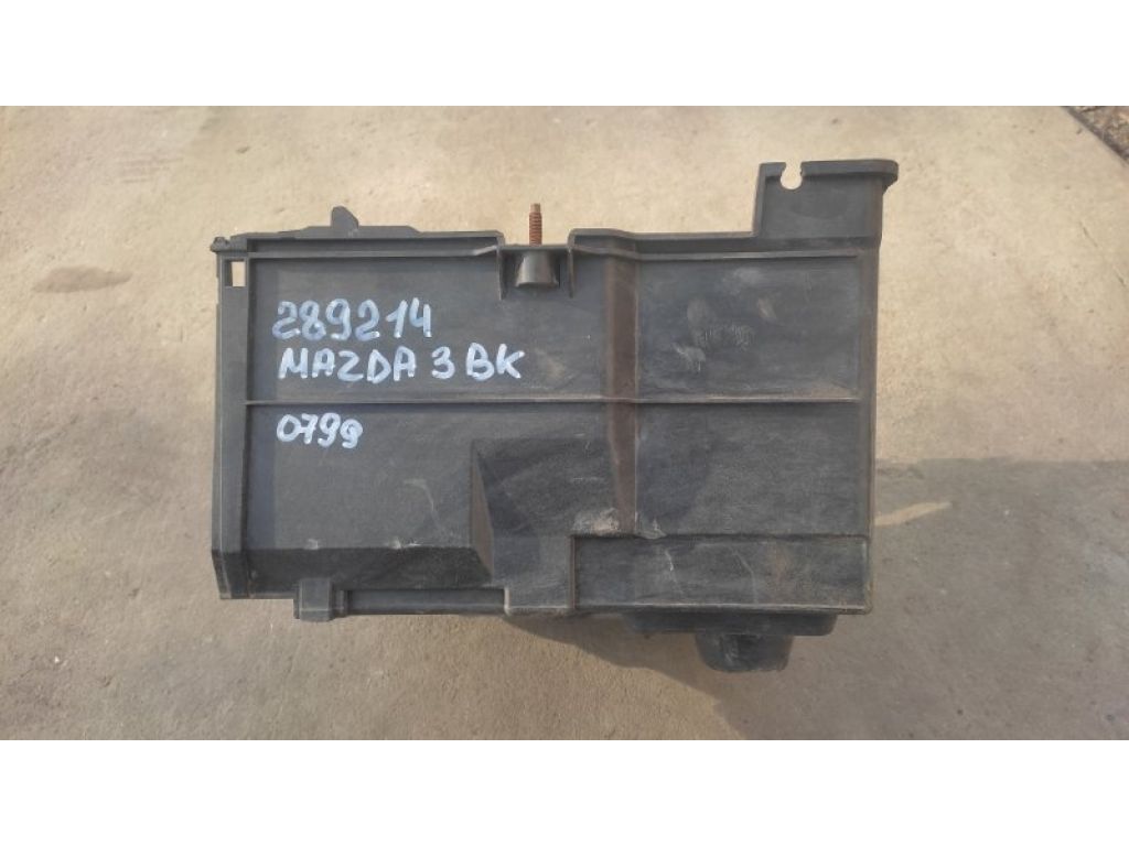 BP4K-56-040L | Короб акумулятора MAZDA 3 BK 03-08 - Фото 2