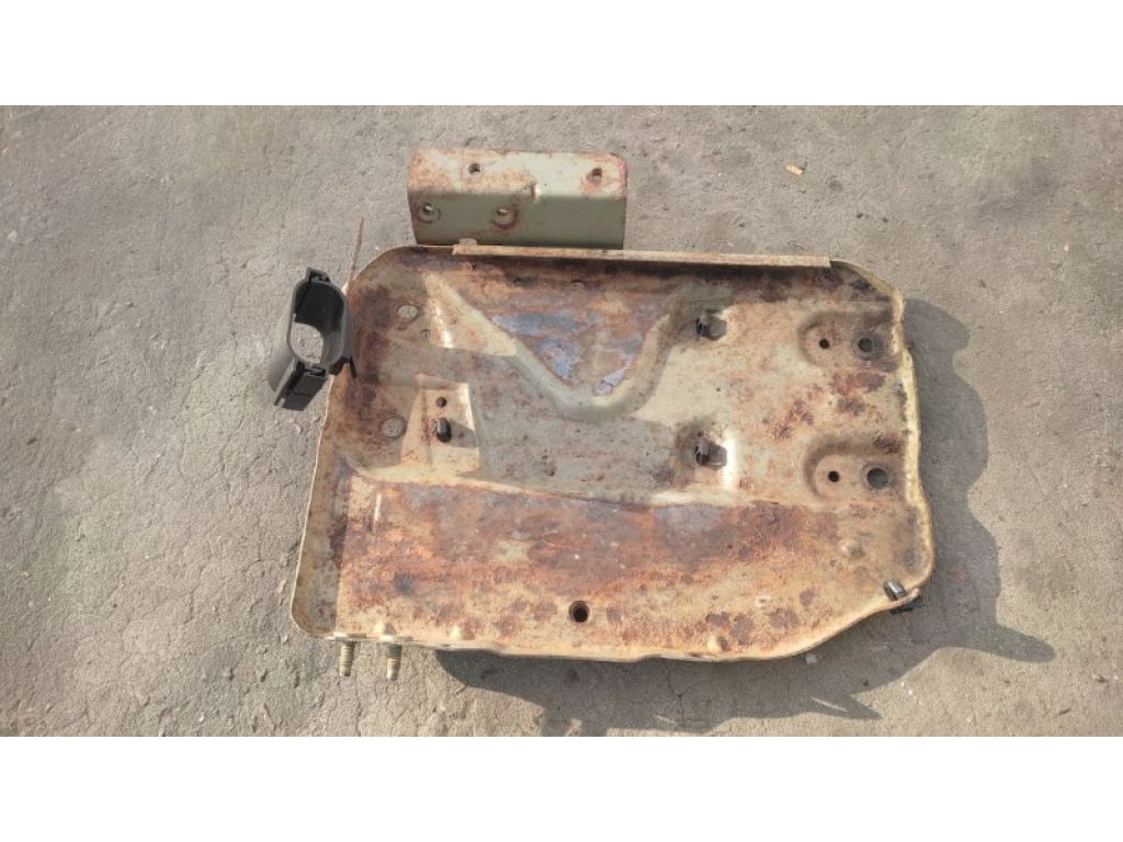 64860-1HL0A | Полиця акумулятора NISSAN VERSA B17 11-19
