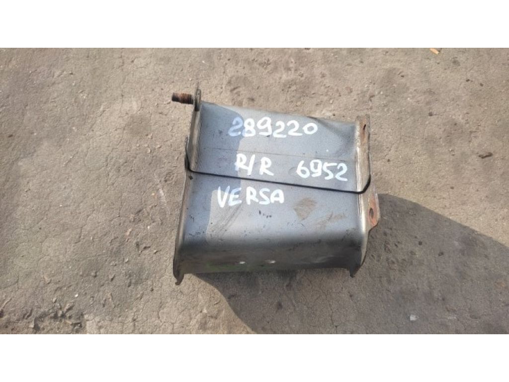 H5210-3ANMA | Кронштейн підсилювача заднього бампера прав. NISSAN VERSA B17 11-19