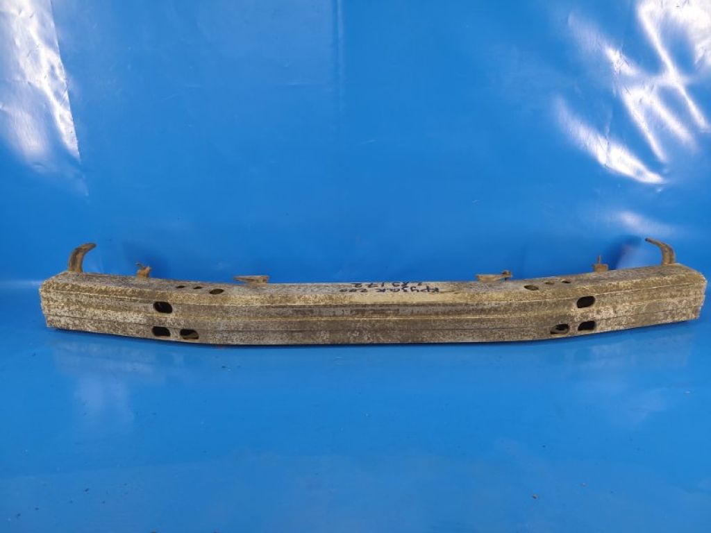 52021-60140 | Підсилювач переднього бампера TOYOTA LAND CRUISER 200 08-21