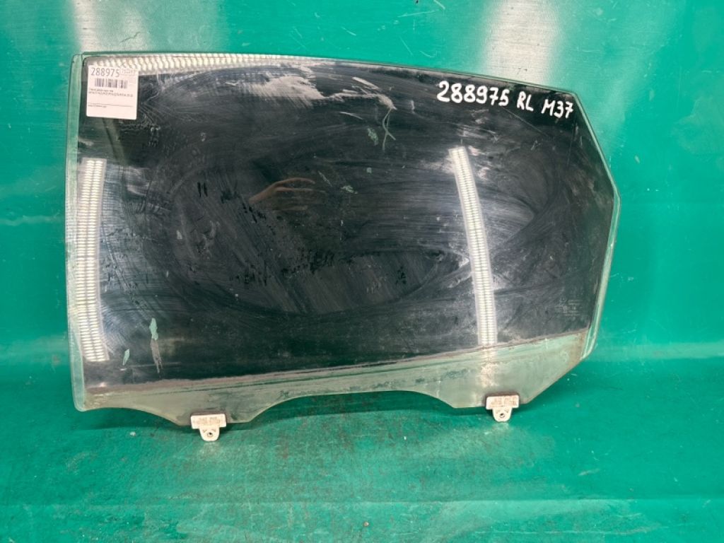 82301-1MA0A | Стекло двери задн. лев. INFINITI M25/M37/M56/Q70/M35H 10-16