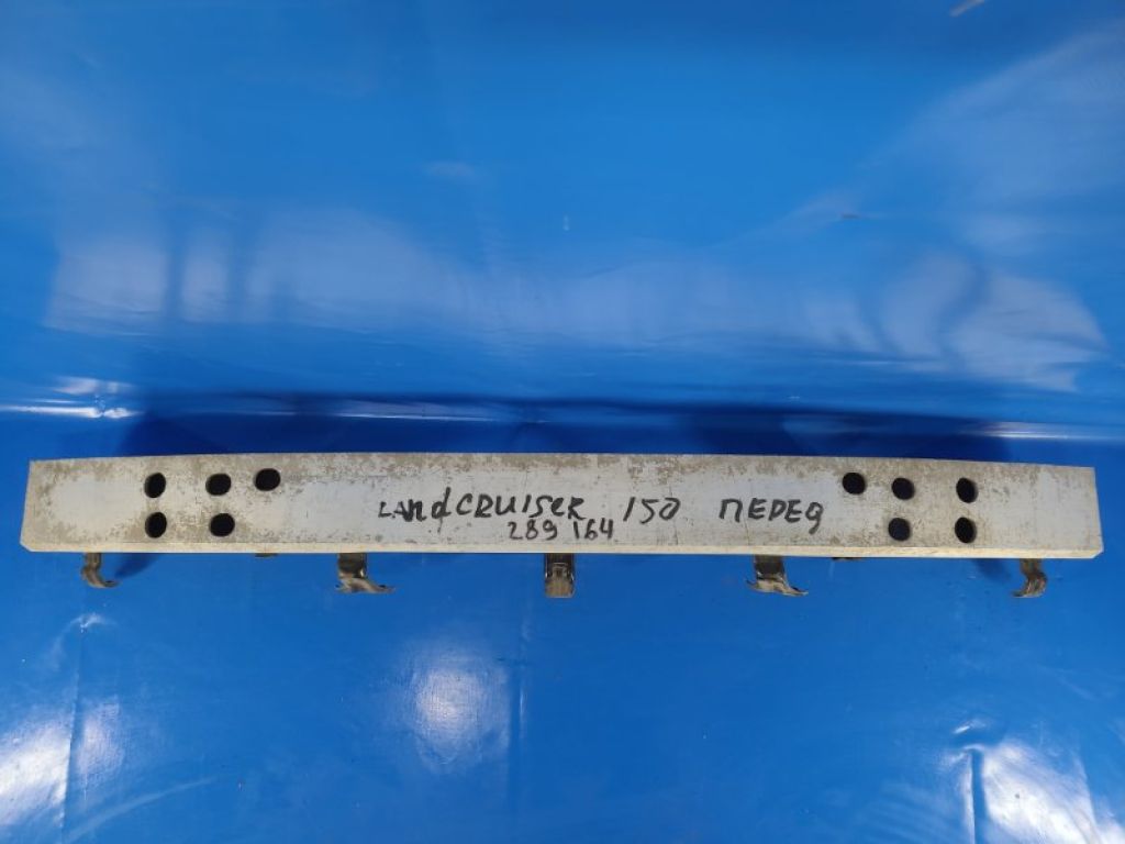 52021-60160 | Підсилювач переднього бампера TOYOTA LAND CRUISER PRADO 150 09-17