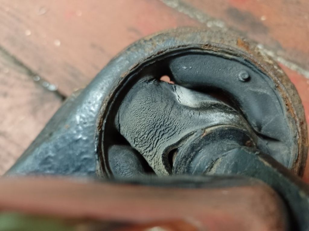 4125A014 | Рычаг задней подвески продольный прав. MITSUBISHI OUTLANDER XL 05-13 - Фото 3