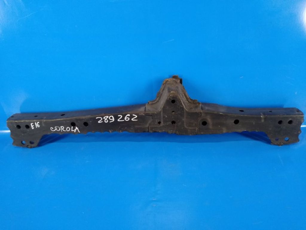 5710402230 | Балка под радиатор TOYOTA COROLLA E16 13-
