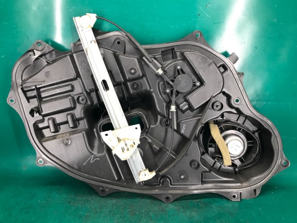 TD11-72-590A | Стеклоподъемник задн. прав. MAZDA CX-9 06-16