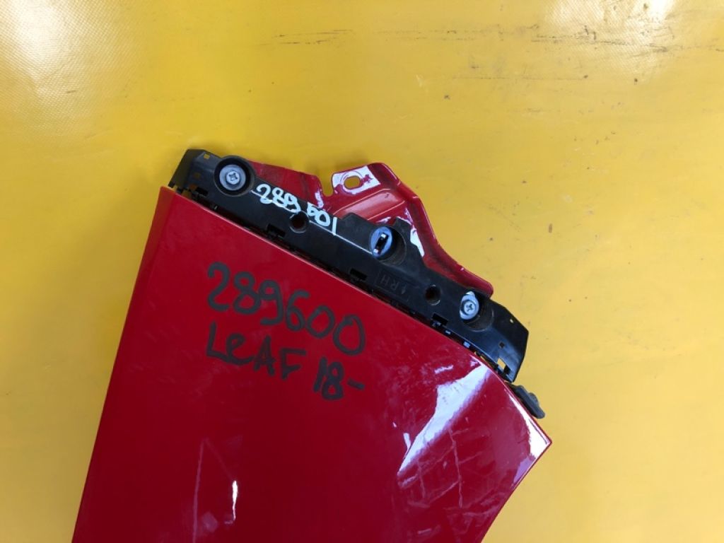 62224-5SK0A | Кронштейн переднего бампера (на крыле) прав. NISSAN LEAF 18-