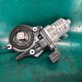 80730-1MA0A | Моторчик склопідйомника передн. прав. INFINITI M25/M37/M56/Q70/M35H 10-16