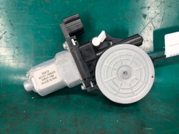 Моторчик склопідйомника передн. лів. INFINITI M25/M37/M56/Q70/M35H 10-16