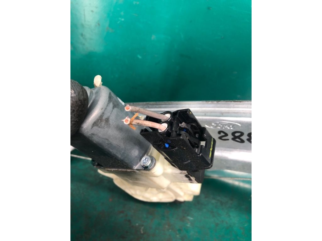 CM5Z-5827000-A | Стеклоподъемник задн. прав. FORD FOCUS 10-18 - Фото 2