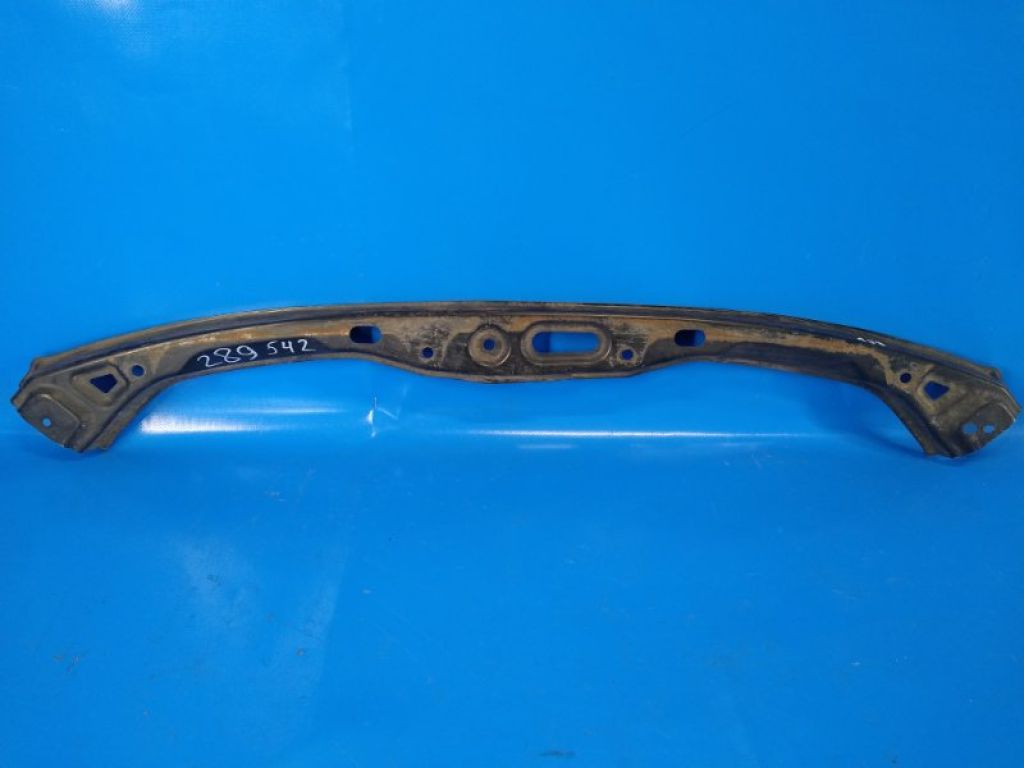 52521-60110 | Кронштейн переднего бампера TOYOTA LAND CRUISER PRADO 150 09-17