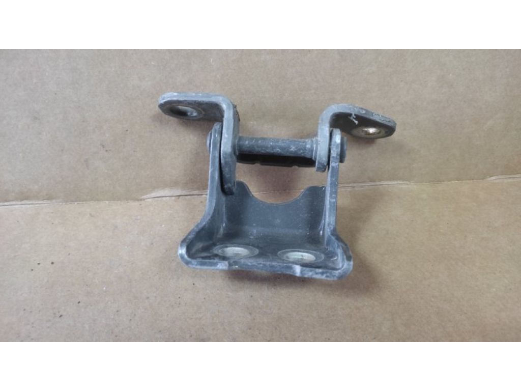 67910-SJC-A01ZZ | Петля двері верхня задн. прав. ACURA MDX (YD2) 06-13