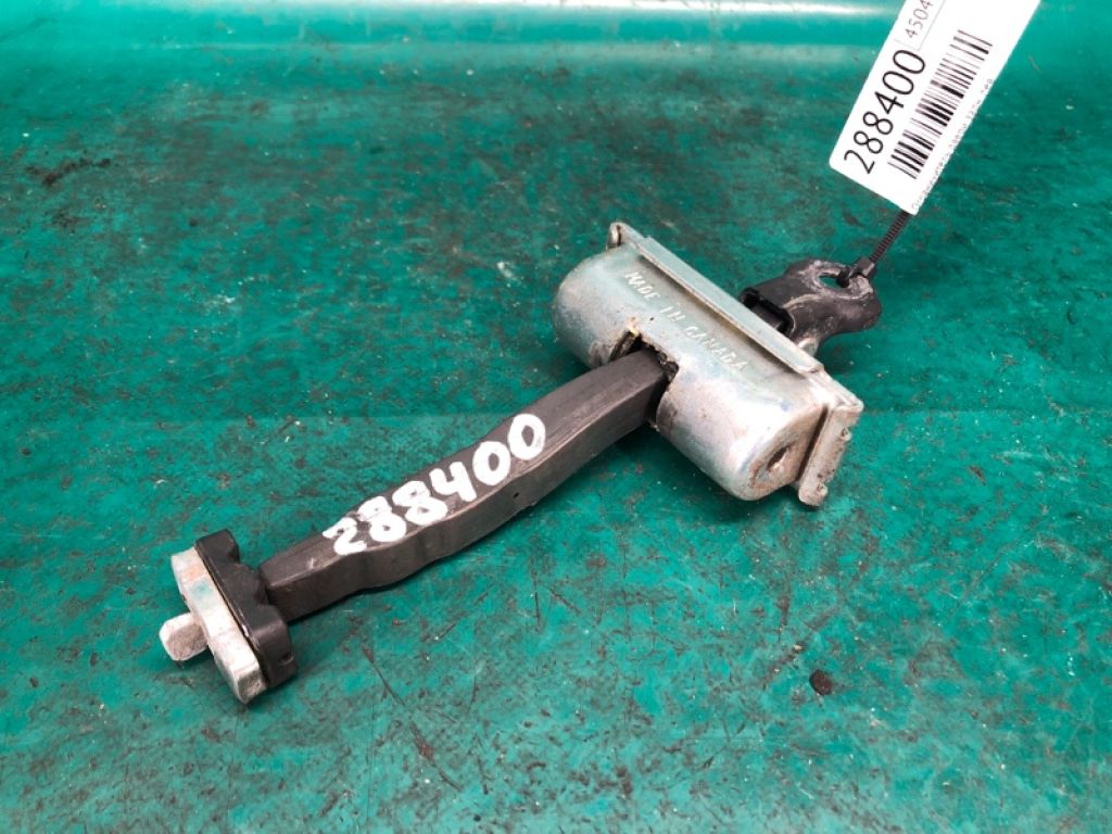 68082443AG | Обмежувач дверей задн. лів. DODGE DART 12-16