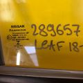 82300-3NF1A | Скло дверей задн. прав. NISSAN LEAF 18- - Прев'ю 2