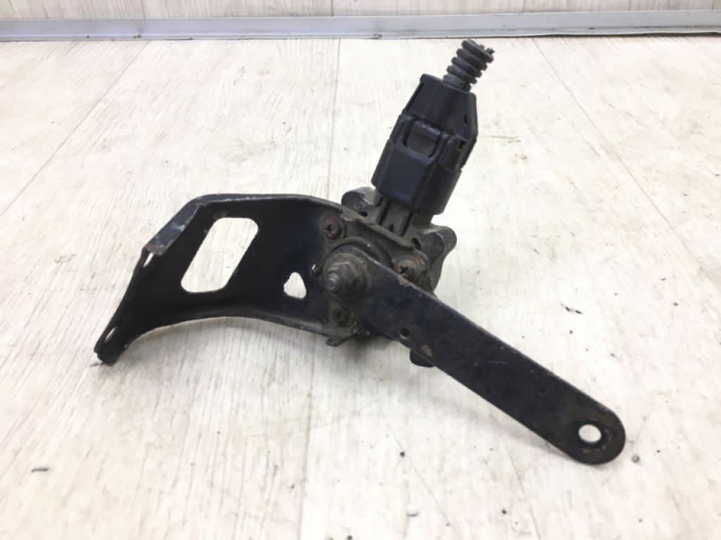 8940750060 | Датчик положения кузова задн. прав. LEXUS LS430 00-06 - Фото 3