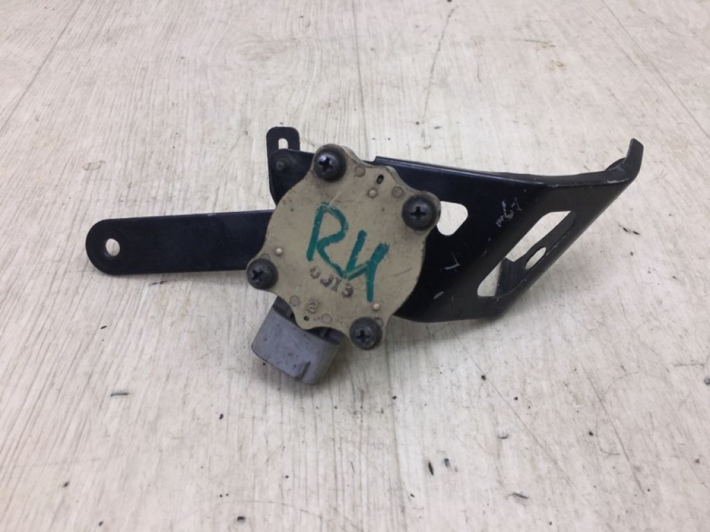 89408-50060 | Датчик положення кузова задн. лів. LEXUS LS430 00-06