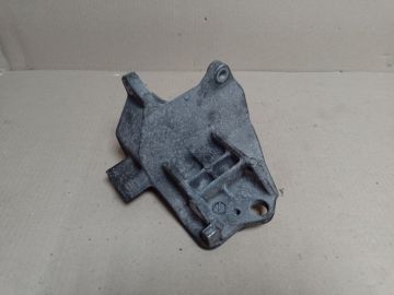 Кронштейн компресора кондиціонера SUBARU LEGACY 03-09 BL/BP