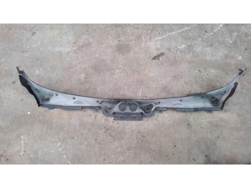 51 71 7 258 177 | Пластик під лобове скло / Жабо BMW 3 SERIES (F30) 2012–21