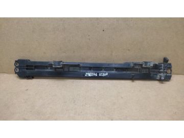 Крепление радиатора лев. TOYOTA LAND CRUISER 200 08-21