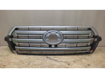 Решетка радиатора TOYOTA LAND CRUISER 200 08-21
