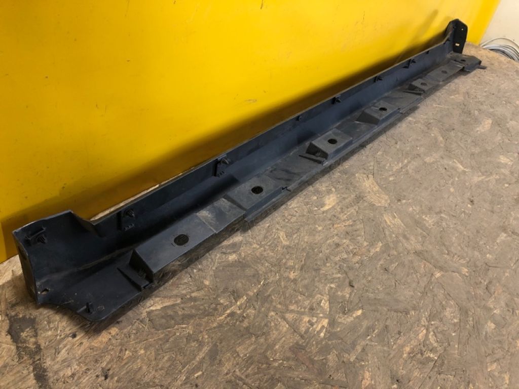 75850-05010 | Накладка порога наружная прав. TOYOTA AVENSIS 08-18 - Фото 3