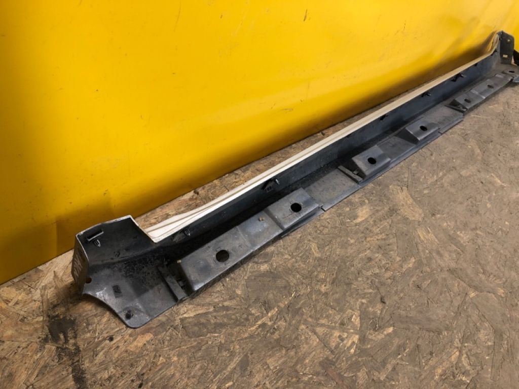 75850-05010 | Накладка порога наружная прав. TOYOTA AVENSIS 08-18 - Фото 3