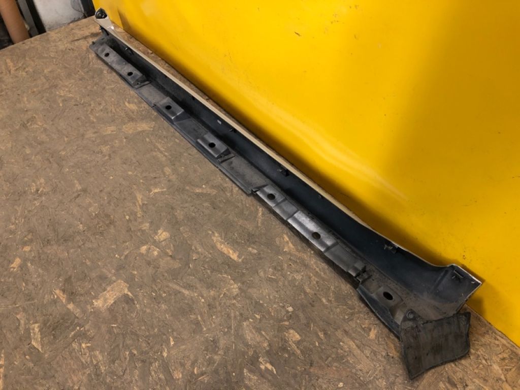 75850-05010 | Накладка порога наружная прав. TOYOTA AVENSIS 08-18 - Фото 4