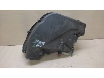 Корпус воздушного фильтра прав. BMW 7 SERIES (F01-F04) 08-15