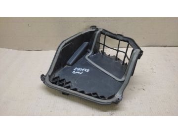 Крышка салонного фильтра BMW 7 SERIES (F01-F04) 08-15