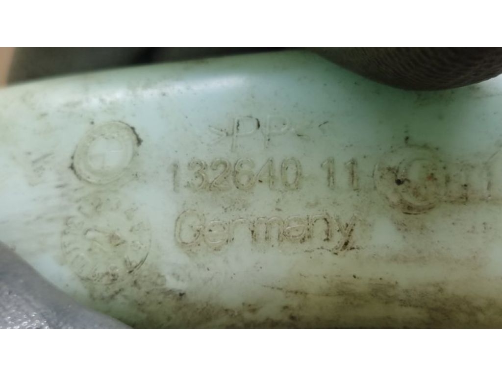61 66 7 237 777 | Горловина бачка склоомивача BMW 7 SERIES (F01-F04) 08-15 - Фото 4