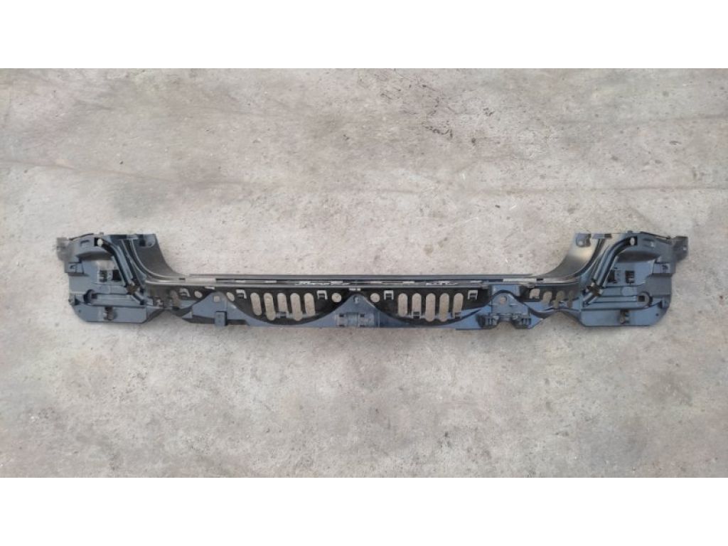 51 12 7 301 225 | Кронштейн заднього бампера BMW 7 SERIES (F01-F04) 08-15