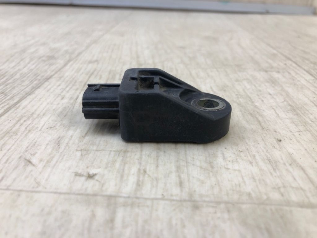 89173-33070 | Датчик удару TOYOTA CAMRY 40 06-11 - Фото 3