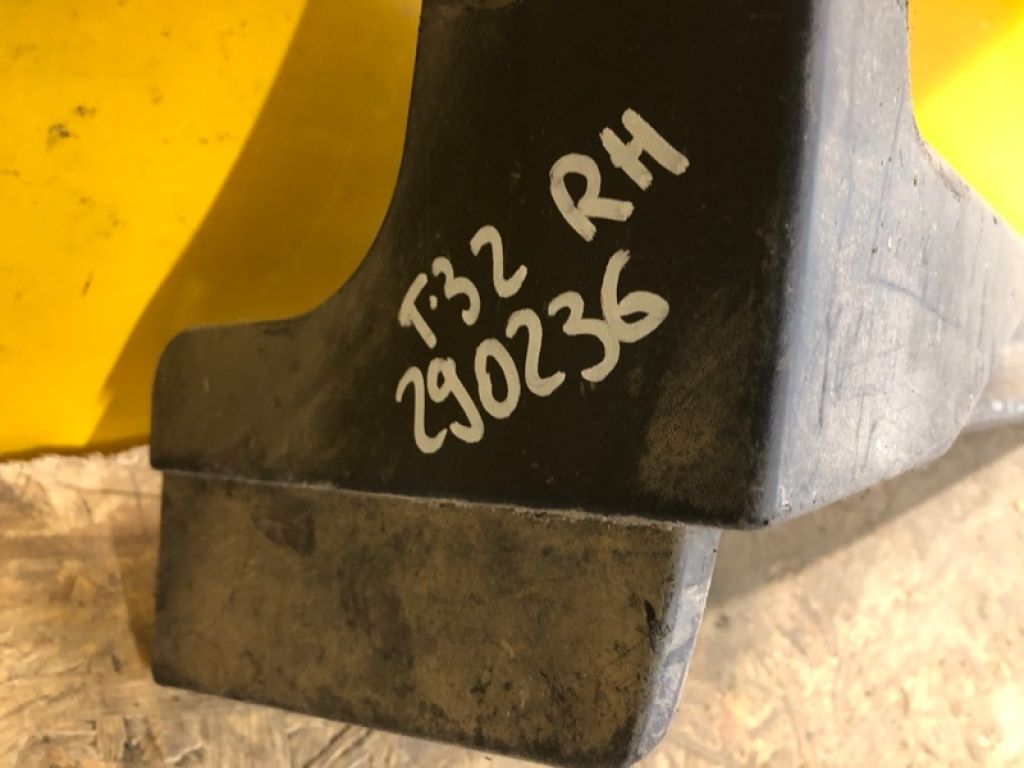 76850-6FR0A | Накладка порога наружная прав. NISSAN X-TRAIL/ROGUE T32 13-20 - Фото 2