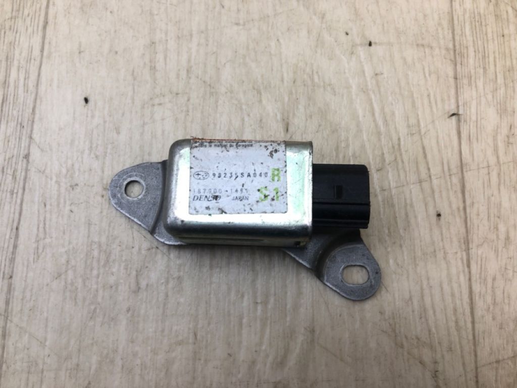 98235SA040 | Датчик удару передн. прав. SUBARU FORESTER SG 02-07