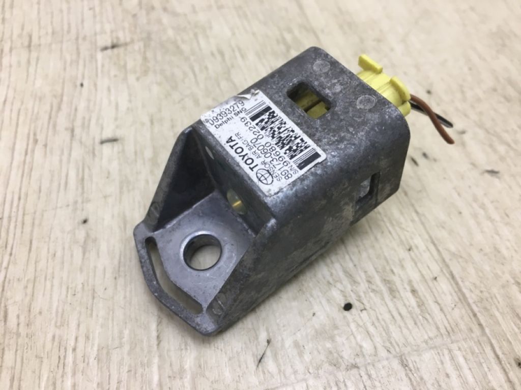 89173-06070 | Датчик удару передн. TOYOTA CAMRY 30 02-06