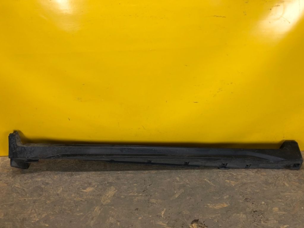 76850-6FR0A | Накладка порога наружная прав. NISSAN X-TRAIL/ROGUE T32 13-20