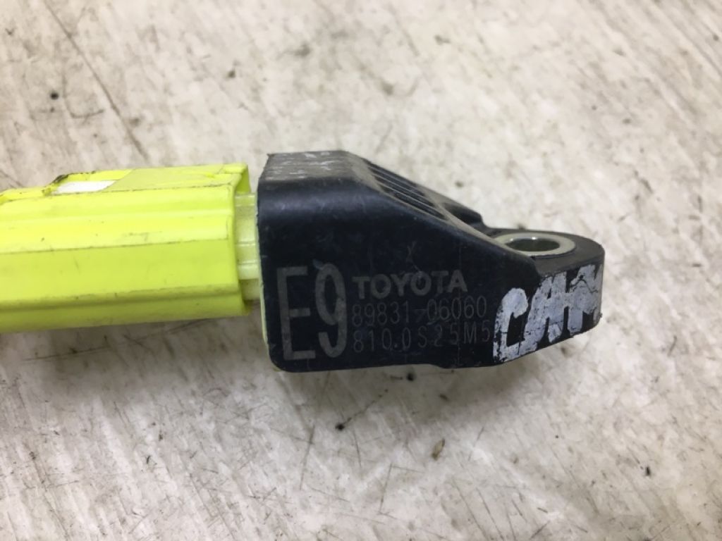 89831-06060 | Датчик удара TOYOTA CAMRY 55 14-17 - Фото 3
