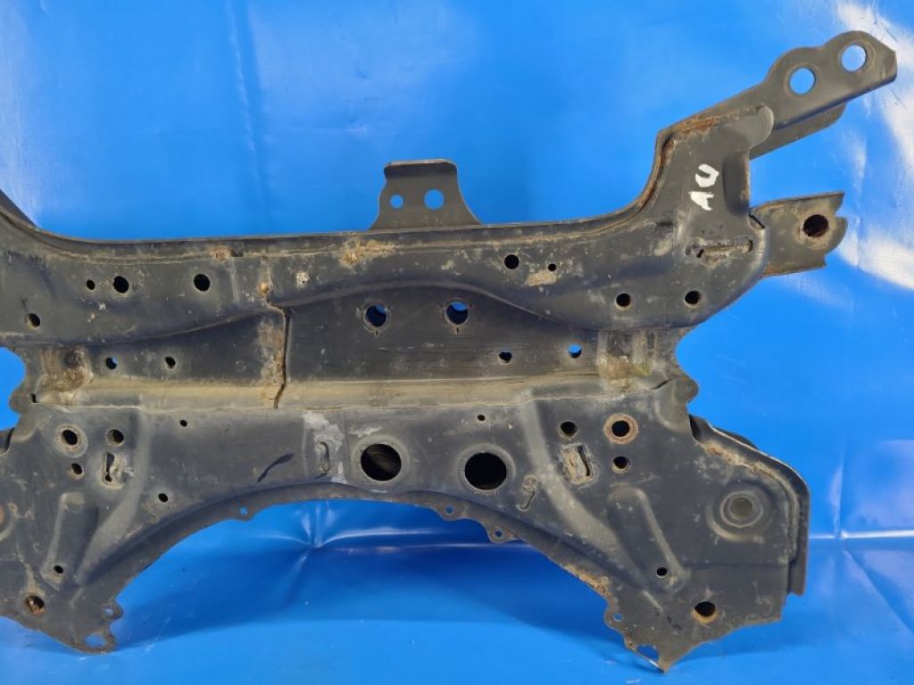 51201-02102 | Балка передньої підвіски TOYOTA AURIS 13-18 - Фото 3