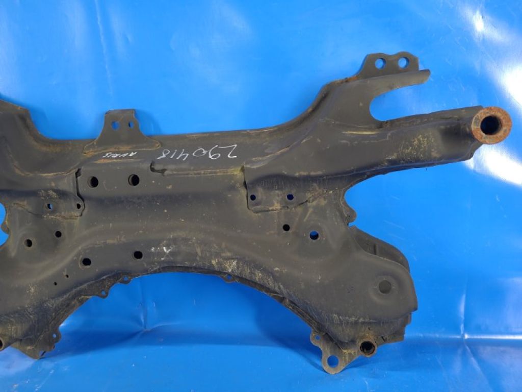 51201-02102 | Балка передньої підвіски TOYOTA AURIS 13-18 - Фото 6