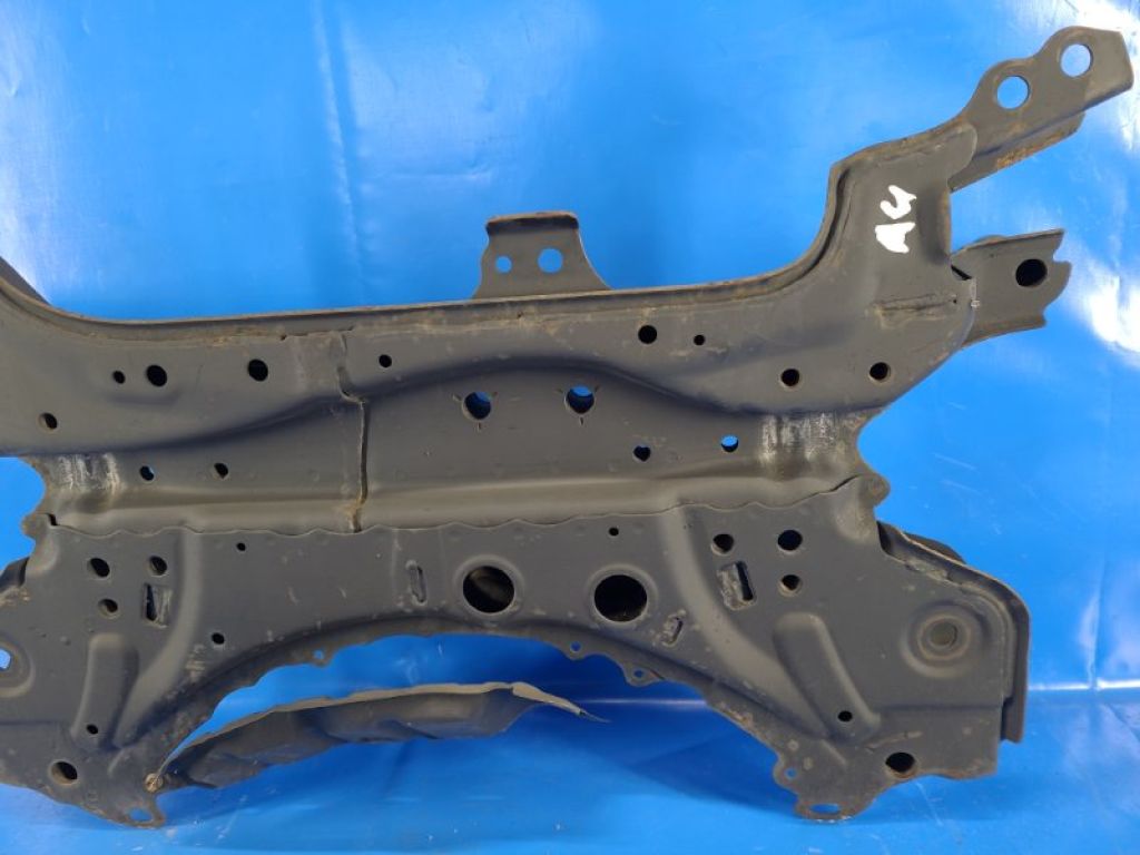 51201-02102 | Балка передньої підвіски TOYOTA AURIS 13-18 - Фото 3