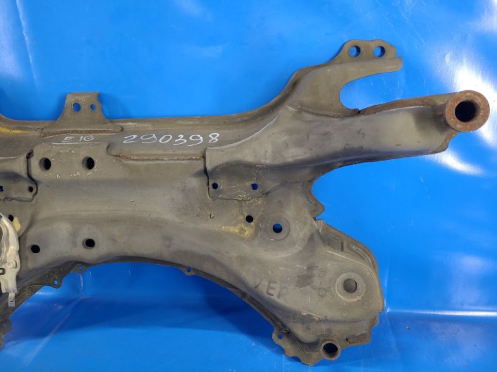 51201-02102 | Балка передньої підвіски TOYOTA COROLLA E16 13- - Фото 6