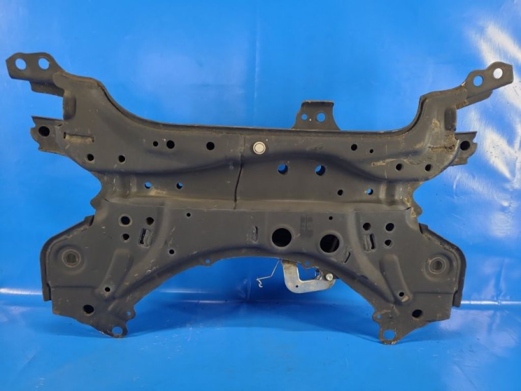 51201-02102 | Балка передней подвески TOYOTA COROLLA E16 13-