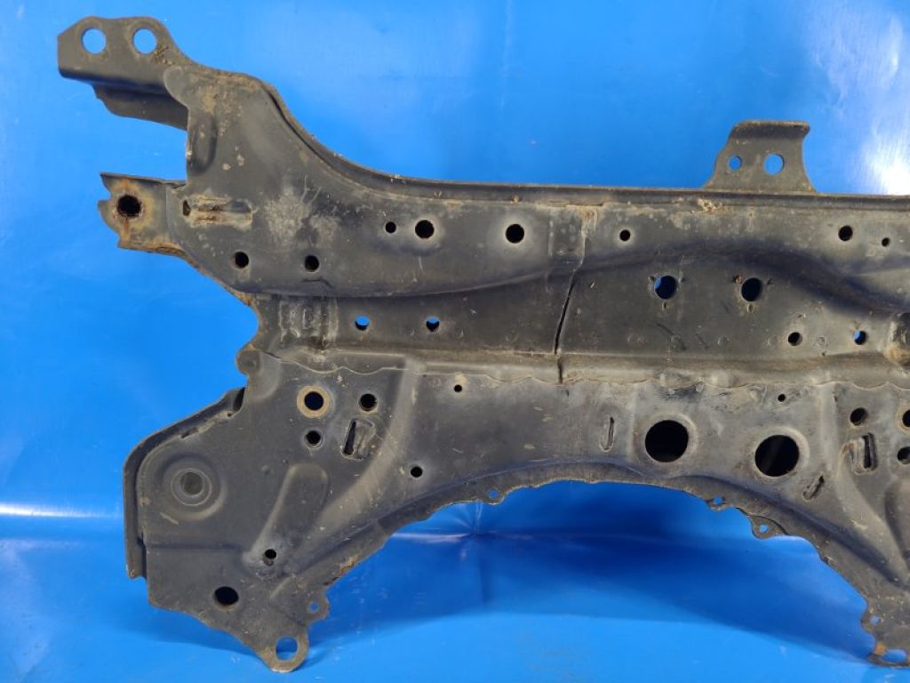 51201-12441 | Балка передньої підвіски TOYOTA PRIUS PLUS 11-14 - Фото 2