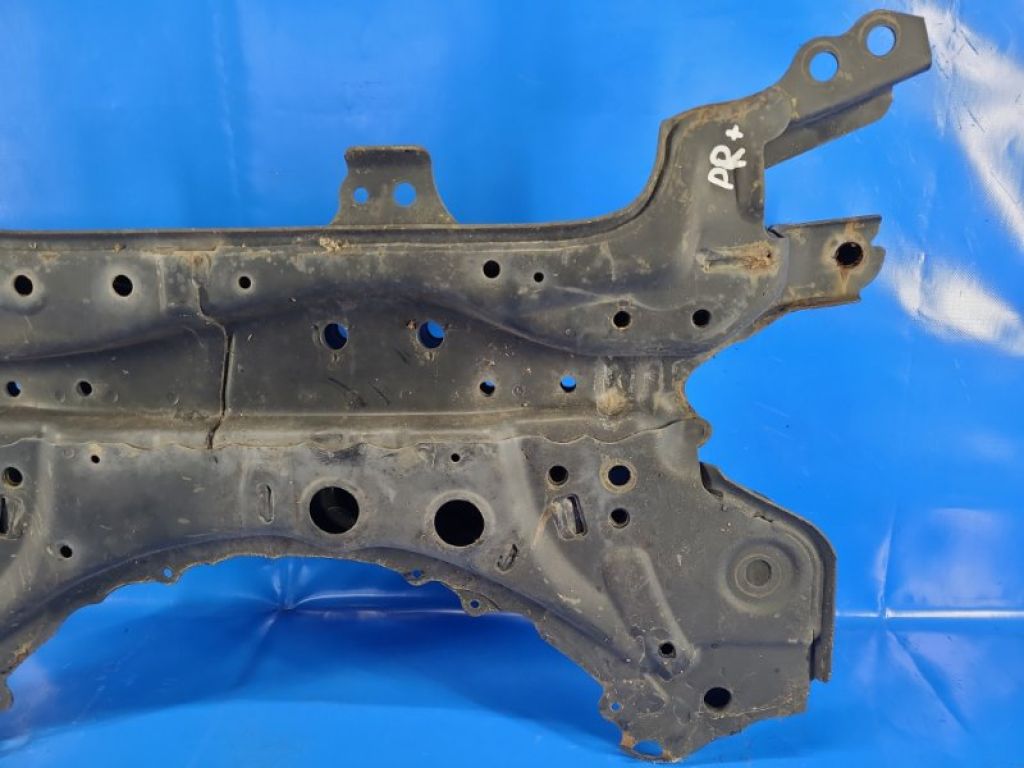 51201-12441 | Балка передньої підвіски TOYOTA PRIUS PLUS 11-14 - Фото 3