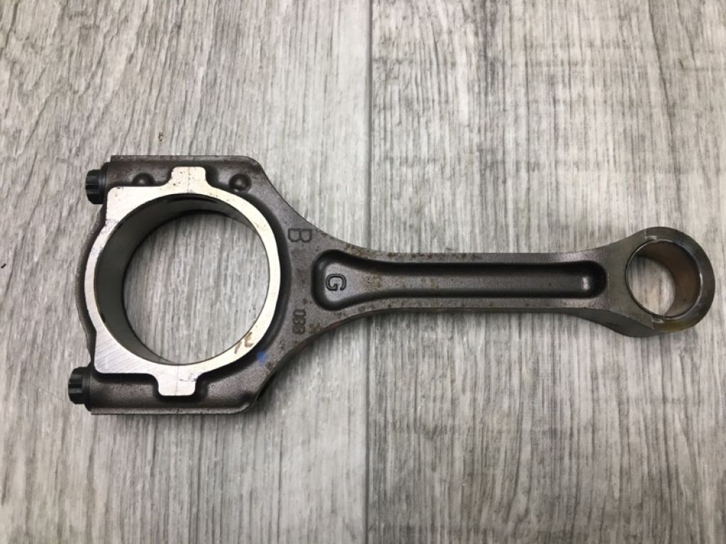 235102G520 | Шатун HYUNDAI SONATA YF 10-14