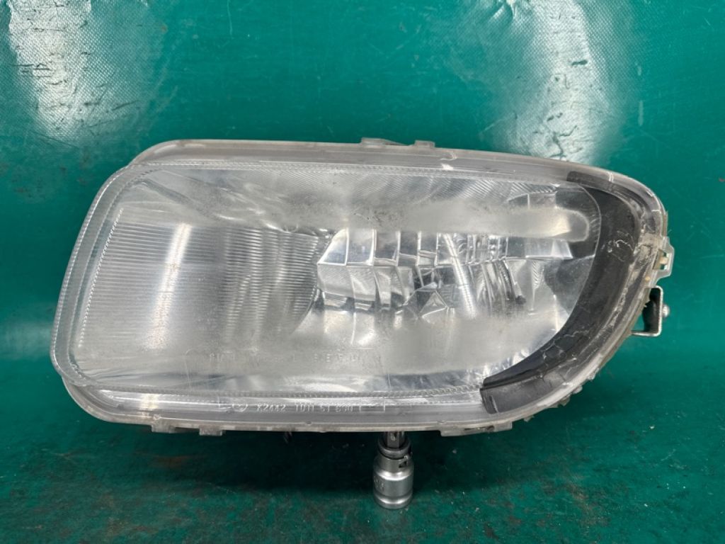 TD11-51-690A | Протитуманна фара лів. MAZDA CX-9 06-16