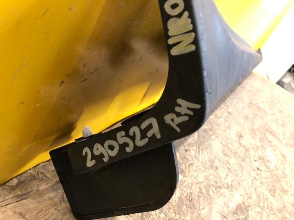 87754-Q4000 | Накладка порогу зовнішня прав. KIA NIRO DE 16-22 - Фото 2