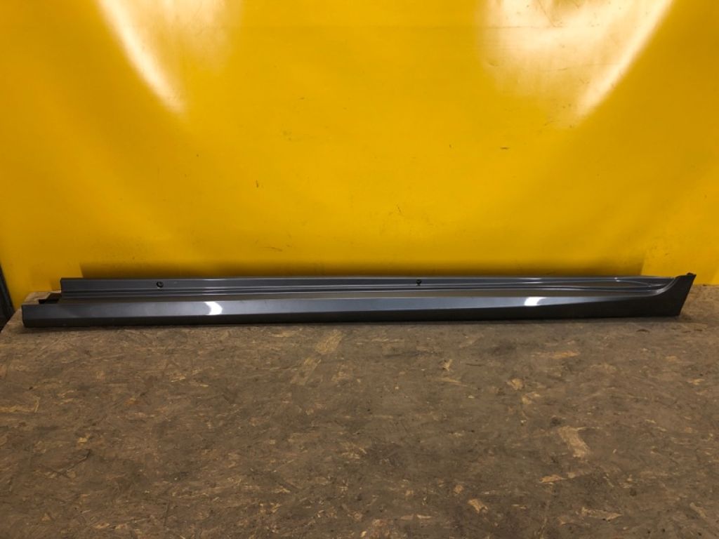 75860-33100 | Накладка порога наружная лев. TOYOTA CAMRY 70 17-