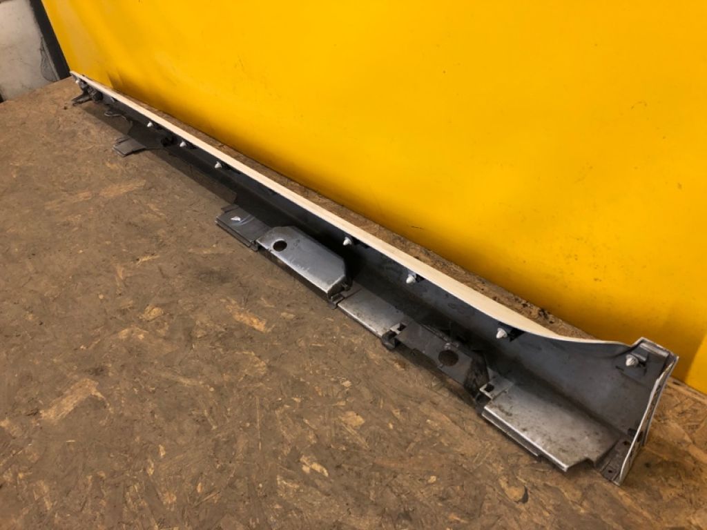 75850-33130 | Накладка порога наружная прав. TOYOTA CAMRY 70 17- - Фото 4