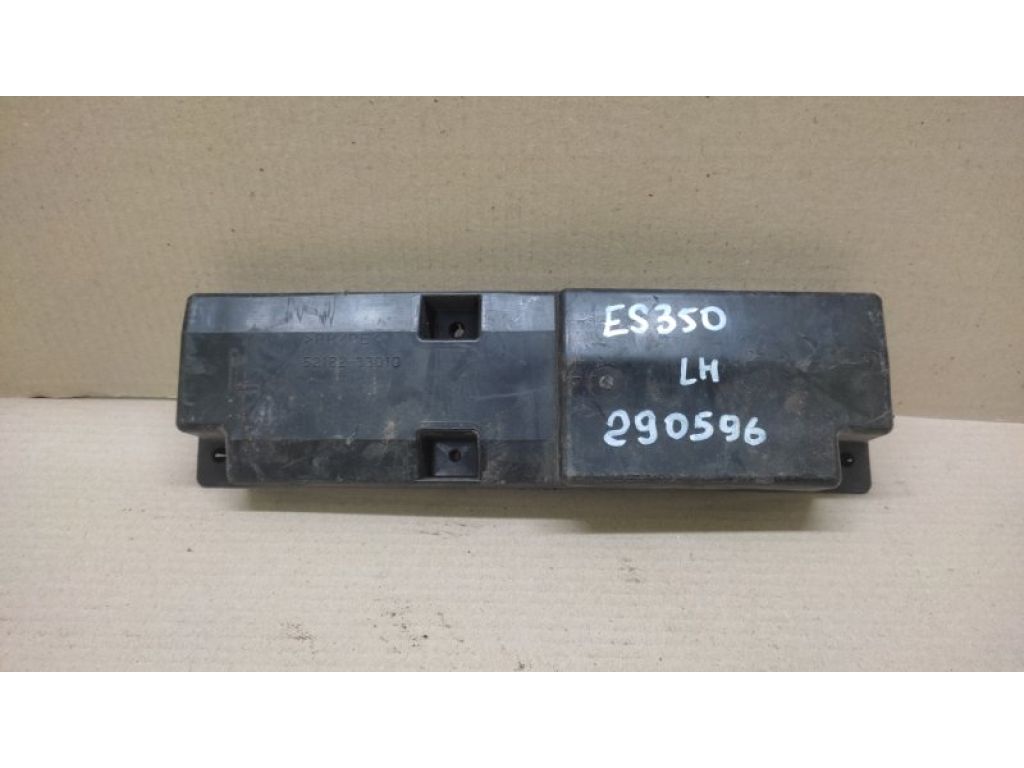 52182-33010 | Кронштейн усилителя заднего бампера лев. LEXUS ES350 06-12